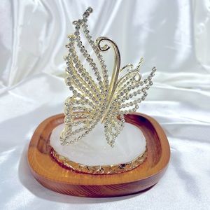 🦋 Rhinestone Butterfly Hair Clip